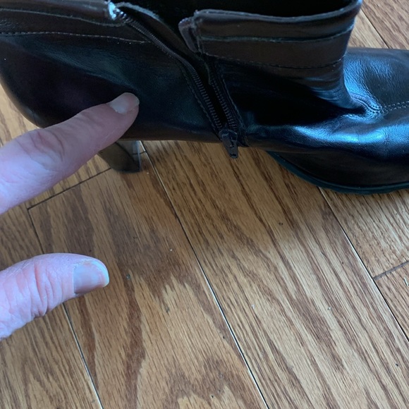 Franco Sarto Women’s 9.5 Brown Ankle Boots - Picture 7 of 8